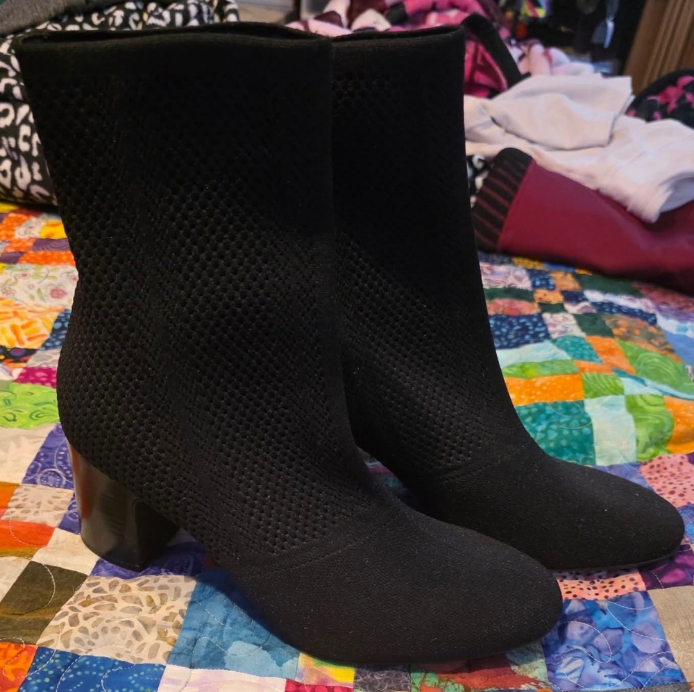 Stretchy Black Bootie Size 11